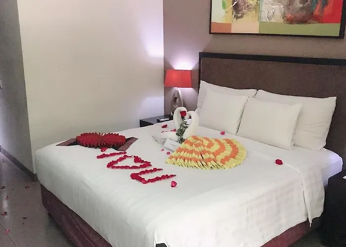 Hotel 100 Sunset & Ballroom