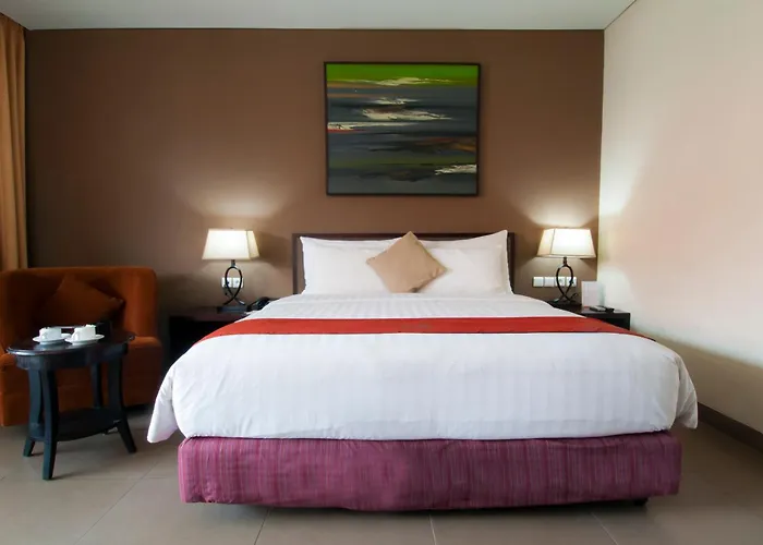 100 Sunset & Ballroom Hotel Kuta Lombok