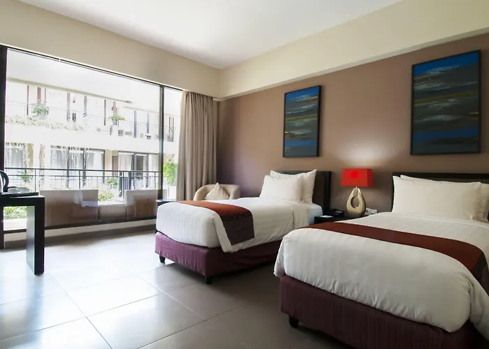 Hotel 100 Sunset & Ballroom Kuta Lombok