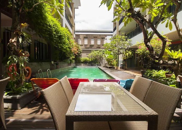 100 Sunset & Ballroom Kuta Lombok