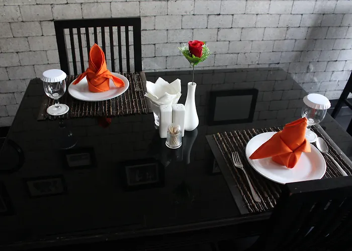 100 Sunset & Ballroom Hotel Kuta Lombok
