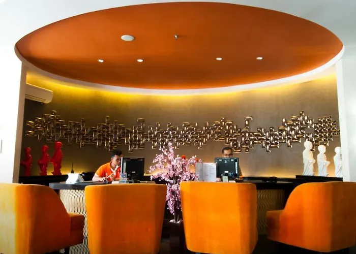 100 Sunset & Ballroom