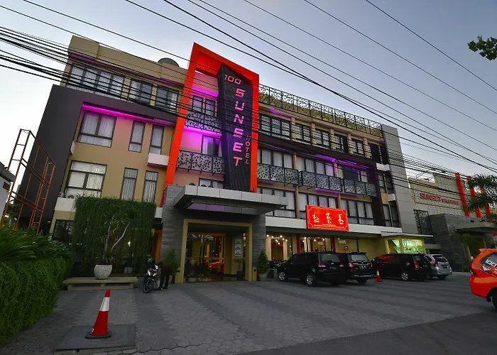 100 Sunset & Ballroom 3*